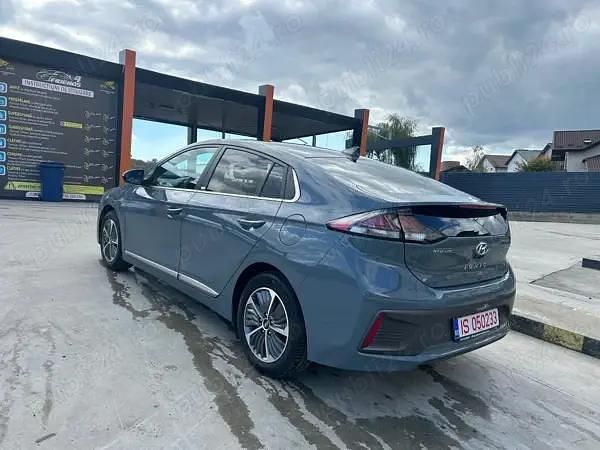 Second-hand Hyundai Ioniq 141 CP (103 kW) 2021 Hatchback