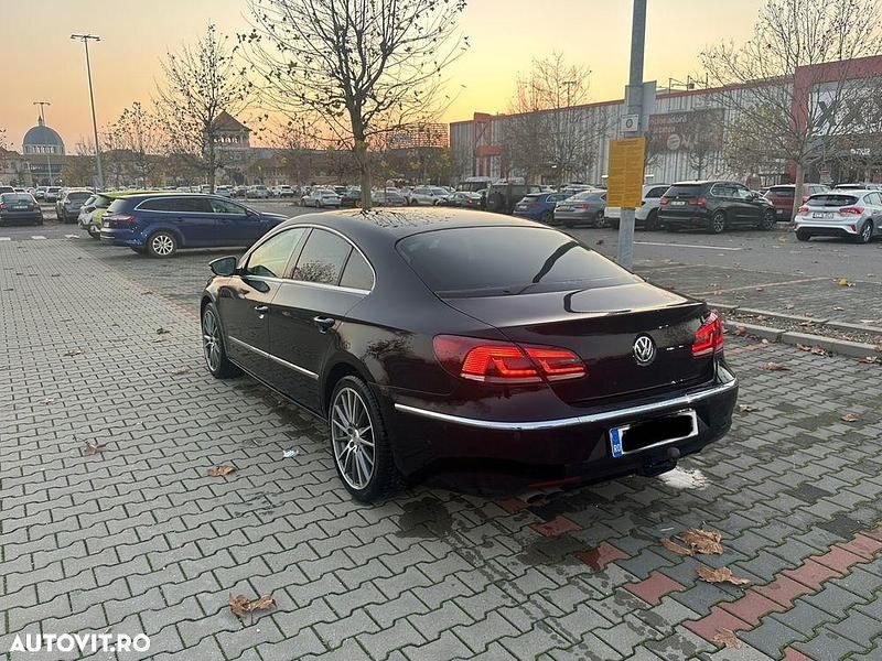 Second-hand VW Passat 170 CP (125 kW) 2012 Culoarenegru Berlinǎ