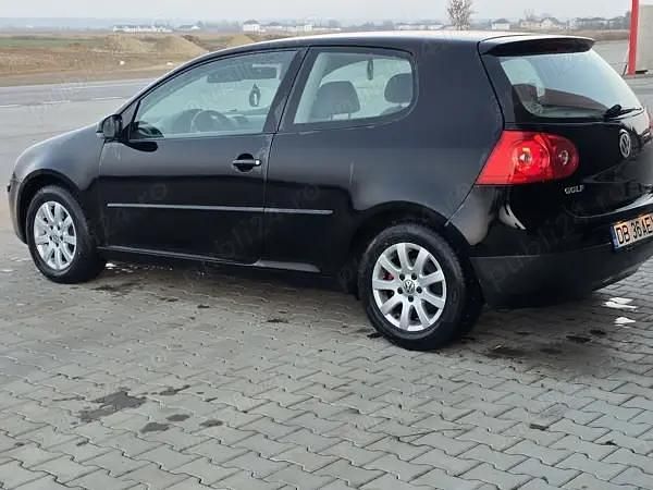 Utilizat 2006 VW Golf V Coupe | 2.200 EUR (Preț OK) - Imagine 1/4