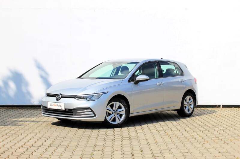 Gri mediumetalic Utilizat 2021 VW Golf VIII Life Hatchback | 19.900 EUR (Preț OK) - Imagine 1/4