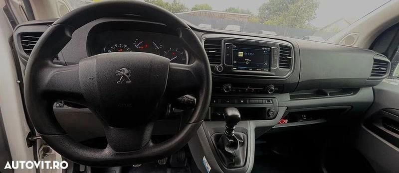 Second-hand Peugeot Expert 122 CP (89 kW) 2020 Culoarealb Van