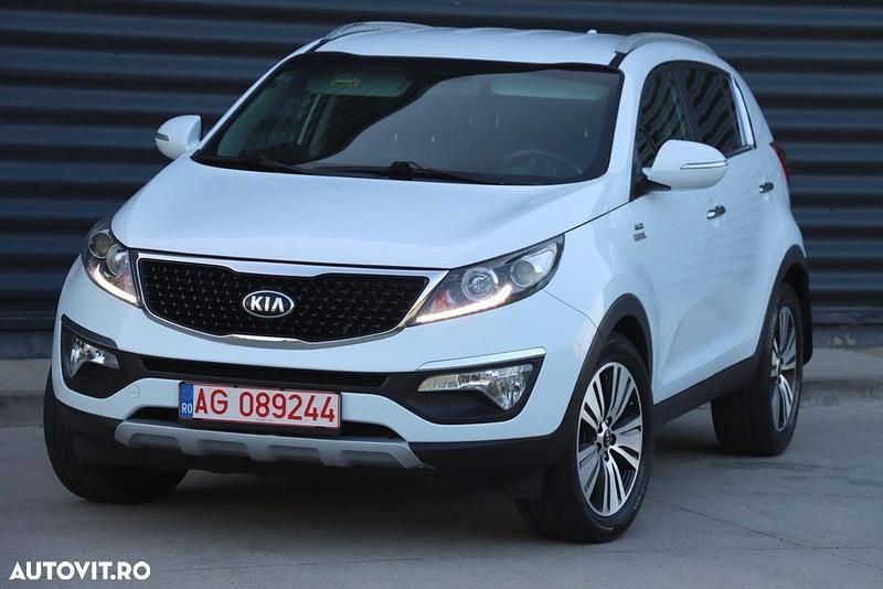 Alb Utilizat 2015 Kia Sportage Platinum Edition SUV | 7.990 EUR (Super Preț) - Imagine 1/4