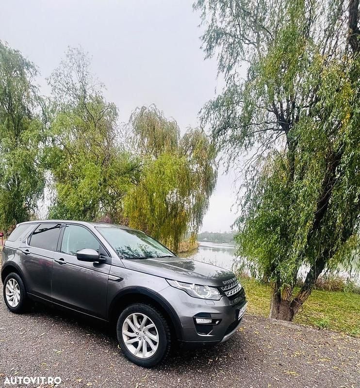 Culoaregri Utilizat 2018 Land Rover Discovery Sport SUV | 20.000 EUR (Puțin scump) - Imagine 1/4