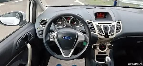 Second-hand Ford Fiesta Ghia 97 CP (71 kW) 2009 Hatchback