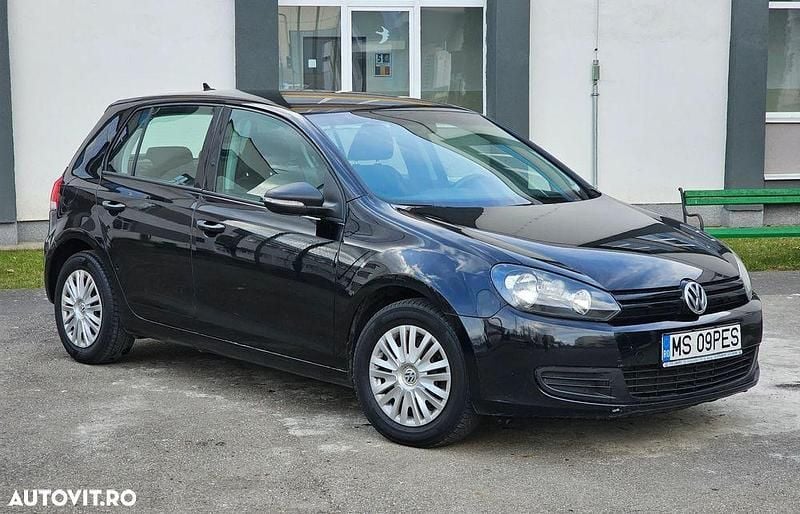 Second-hand VW Golf VI Comfortline 105 CP (77 kW) 2011 Culoarenegru Hatchback