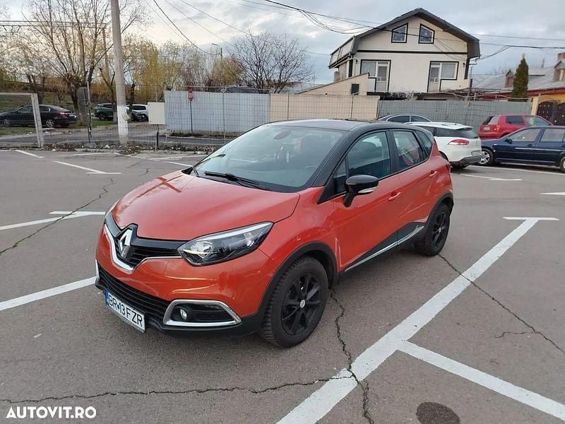 Second-hand Renault Captur Life 90 CP (66 kW) 2014 Culoareportocaliu SUV