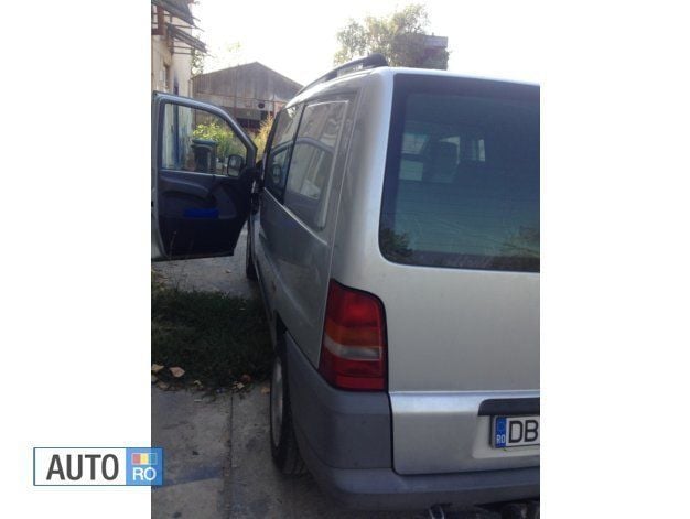 Second-hand Mercedes Vito 102 CP (75 kW) 2001 Gri Van