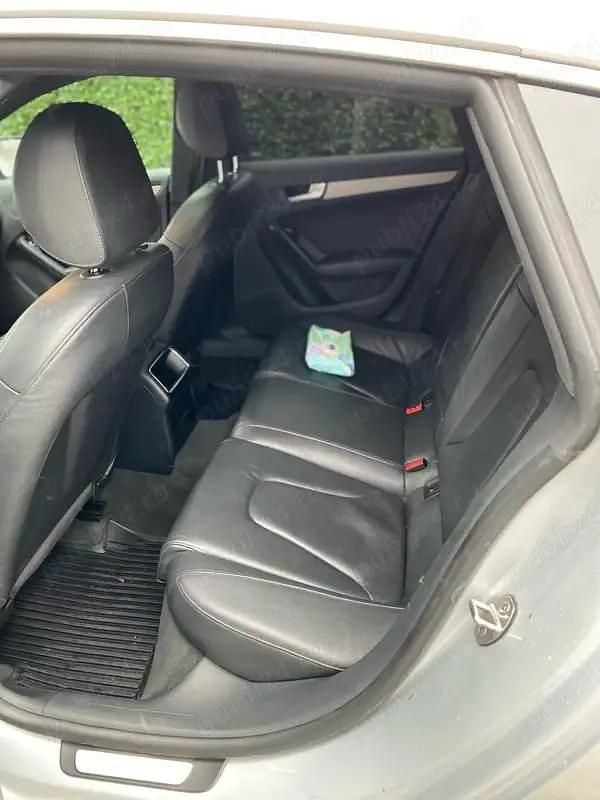 Gri Second-hand 2013 Audi A5 Berlinǎ | 9.600 EUR (Super Preț) - Imagine 1/4