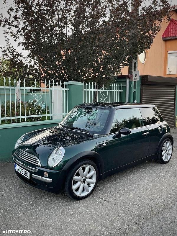 Culoareverde Utilizat 2003 Mini Cooper Hatchback | 2.700 EUR (Scump) - Imagine 1/4