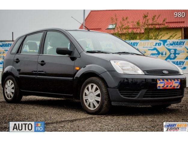 Second-hand Ford Fiesta 80 CP (58 kW) 2002 Negru Hatchback