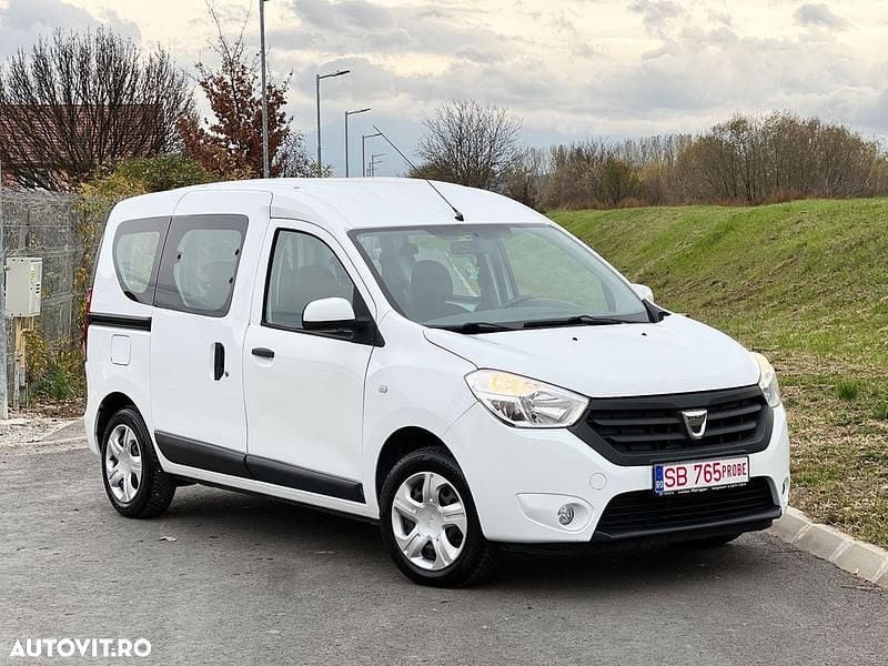 Second-hand Dacia Dokker Lauréate 102 CP (75 kW) 2015 Culoarealb Monovolum