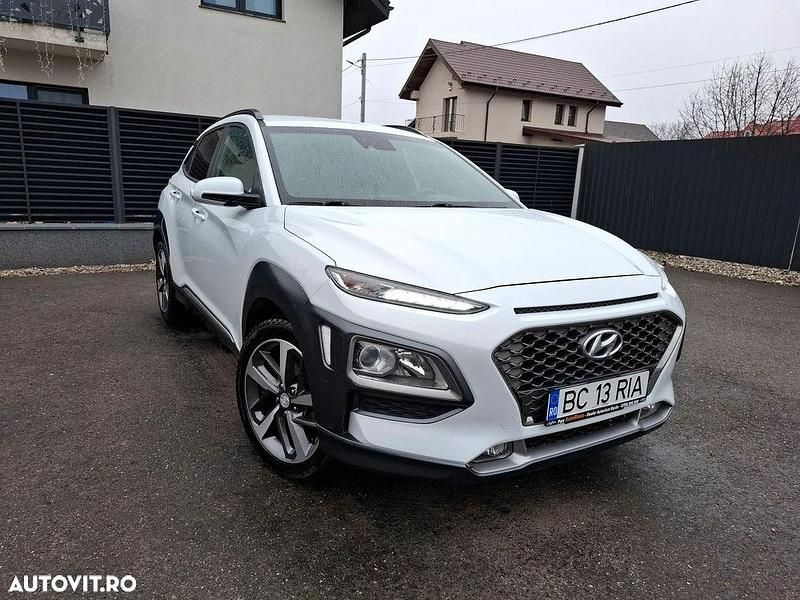 Second-hand Hyundai Kona Select 115 CP (84 kW) 2018 Culoarealb SUV
