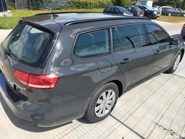 Utilizat 2015 VW Passat Break | 10.500 EUR (Puțin scump) - Imagine 1/4