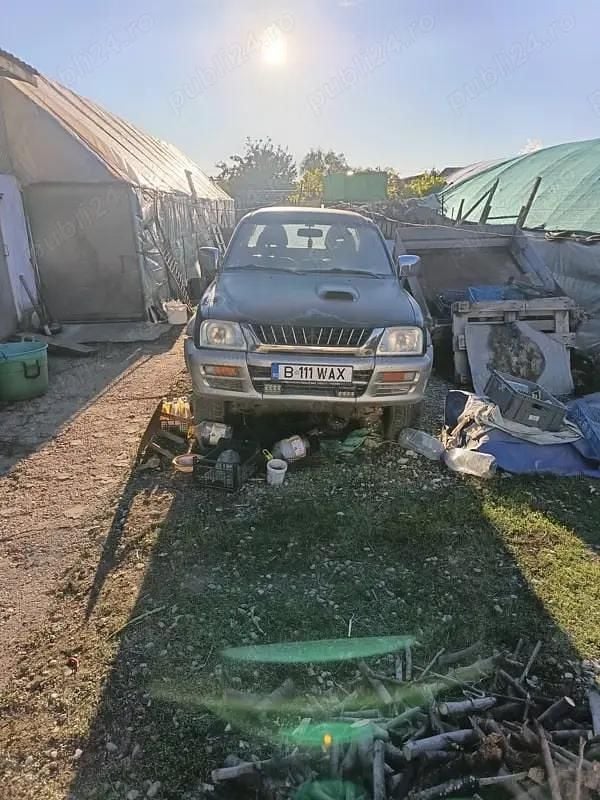 Verde Utilizat 2001 Mitsubishi L200 Pickup | 4.990 EUR - Imagine 1/4