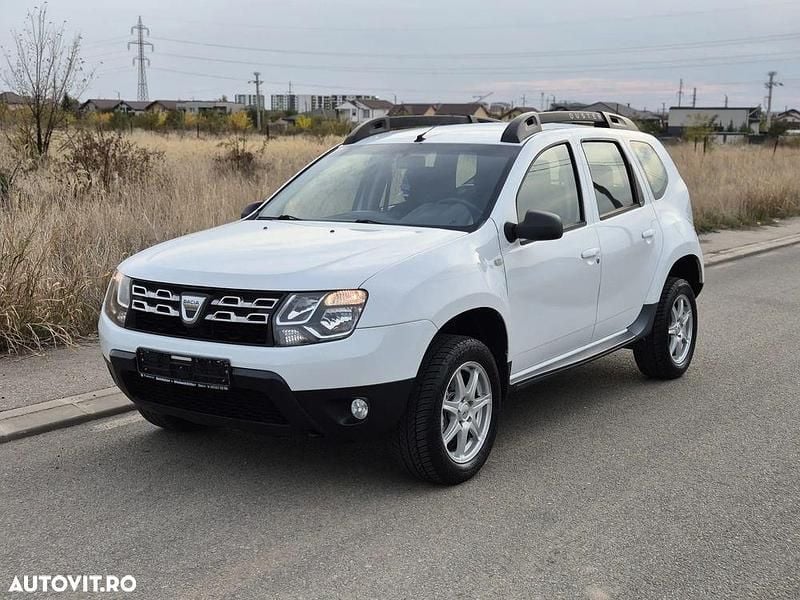 Culoarealb Utilizat 2014 Dacia Duster Prestige SUV | 6.999 EUR (Preț OK) - Imagine 1/4