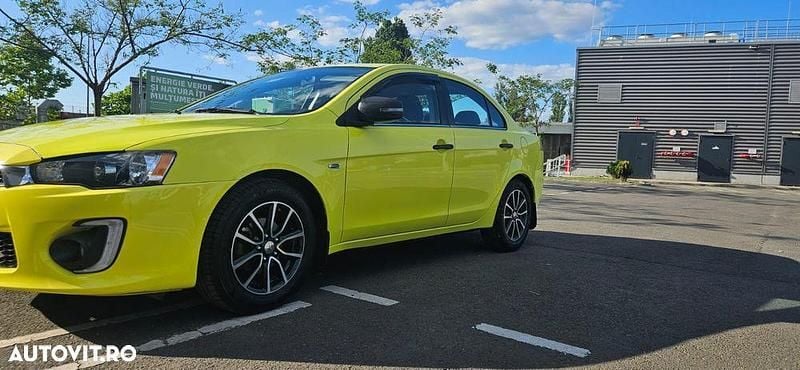 Second-hand Mitsubishi Lancer Invite 117 CP (86 kW) 2017 Culoaregalbeuriu Berlinǎ