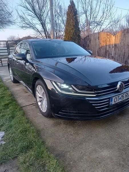Second-hand VW Arteon 190 CP (139 kW) 2018 Culoarenegru Hatchback