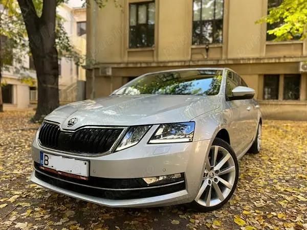 Argintiu Utilizat 2019 Skoda Octavia Style Berlinǎ | 18.500 EUR (Puțin scump) - Imagine 1/4