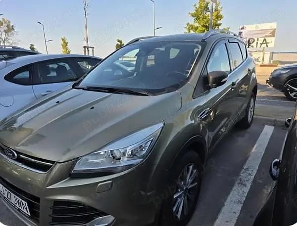 Second-hand Ford Kuga Titanium 180 CP (132 kW) 2014 Culoareverde SUV
