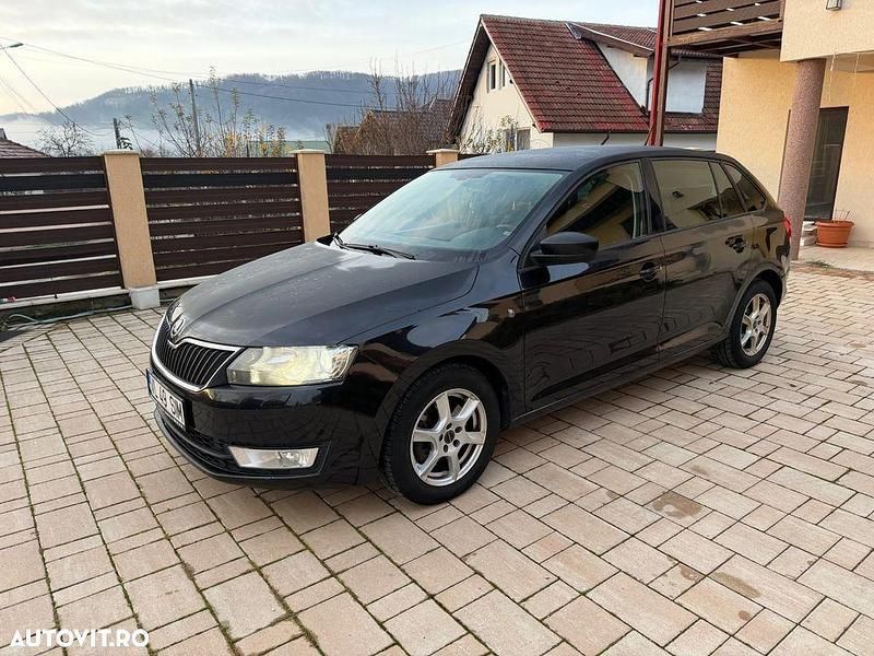 Second-hand Skoda Rapid Elegance 105 CP (77 kW) 2014 Culoarenegru Hatchback