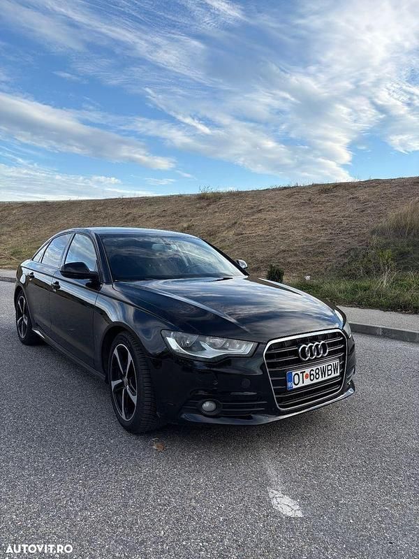 Culoarenegru Utilizat 2011 Audi A6 Berlinǎ | 9.990 EUR (Preț OK) - Imagine 1/4