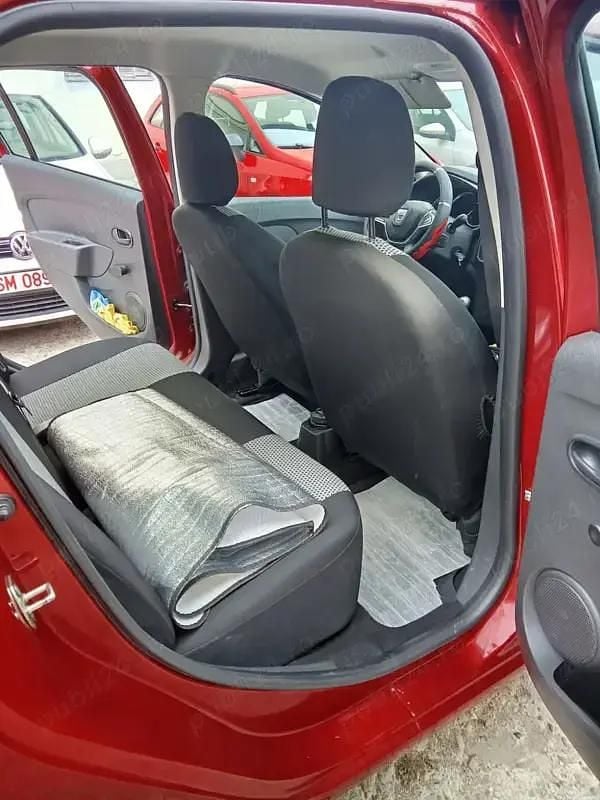 Utilizat 2019 Dacia Logan Berlinǎ | 7.200 EUR (Preț bun) - Imagine 1/4