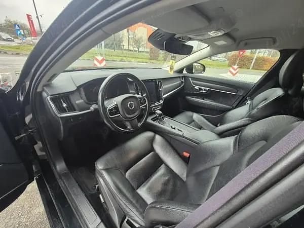 Second-hand Volvo V90 130 CP (95 kW) 2018 Negru Break