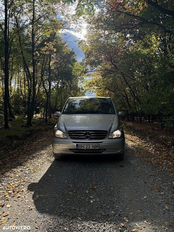 Culoaregri Utilizat 2008 Mercedes Viano Monovolum | 7.900 EUR (Preț bun) - Imagine 1/4