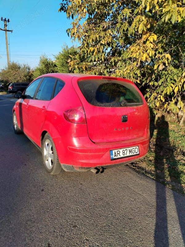 Utilizat 2004 Seat Altea Monovolum | 2.000 EUR (Preț OK) - Imagine 1/4