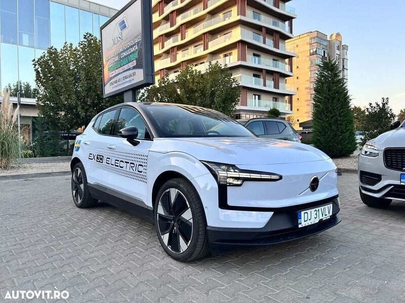 Albastru Utilizat 2023 Volvo EX30 Performance SUV | 43.999 EUR - Imagine 1/4