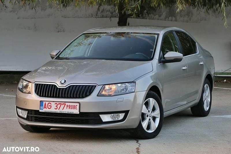 Culoaremaro Utilizat 2015 Skoda Octavia Berlinǎ | 6.990 EUR (Super Preț) - Imagine 1/4