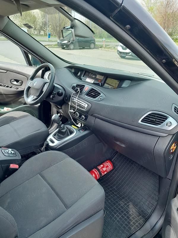 Second-hand Renault Scénic III 120 CP (88 kW) 2011 Monovolum