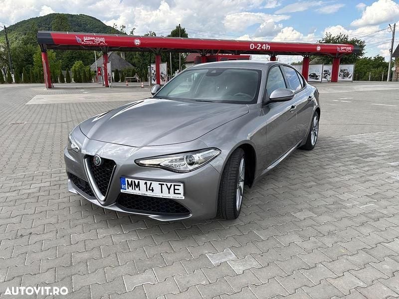 Gri Utilizat 2018 Alfa Romeo Giulia Berlinǎ | 14.300 EUR (Preț OK) - Imagine 1/4