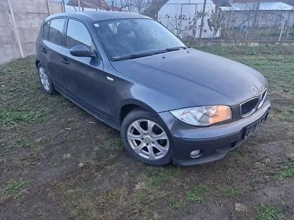 Utilizat 2006 BMW 118 Hatchback | 1.450 EUR (Super Preț) - Imagine 1/4
