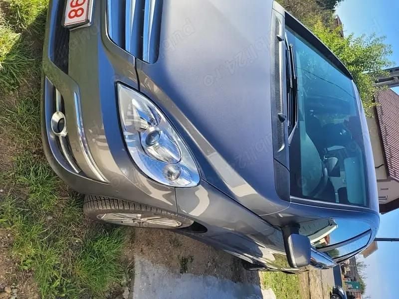 Utilizat 2011 Mercedes A180 Hatchback | 4.200 EUR (Preț OK) - Imagine 1/4