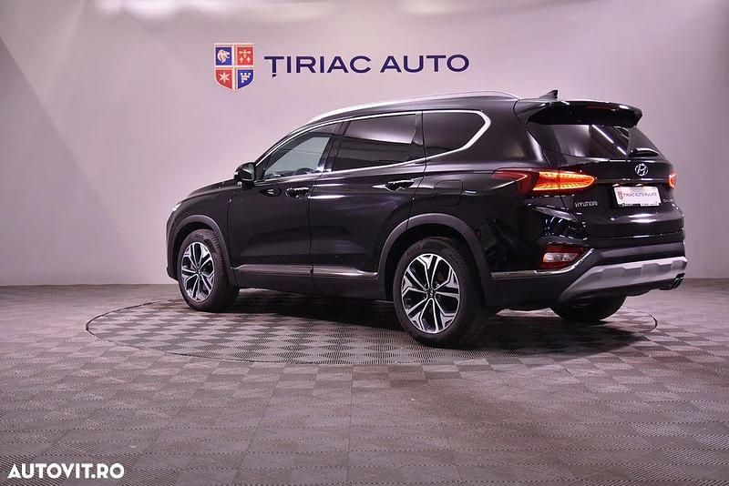 Second-hand Hyundai Santa Fe 200 CP (147 kW) 2020 Culoarenegru SUV