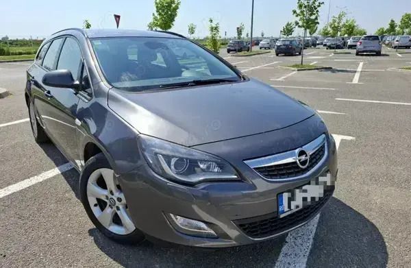 Utilizat 2012 Opel Astra Sport Break | 4.300 EUR (Preț OK) - Imagine 1/4
