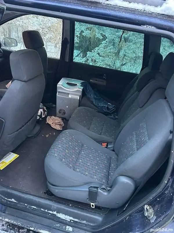 Second-hand VW Sharan 116 CP (85 kW) 2001 Monovolum