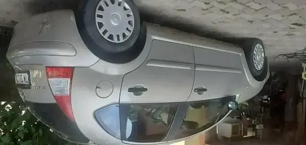 Utilizat 2008 Citroën C3 Hatchback | 1.700 EUR (Preț OK) - Imagine 1/4