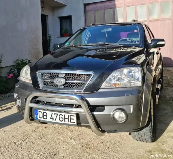 Utilizat 2005 Kia Sorento SUV | 2.100 EUR (Super Preț) - Imagine 1/4