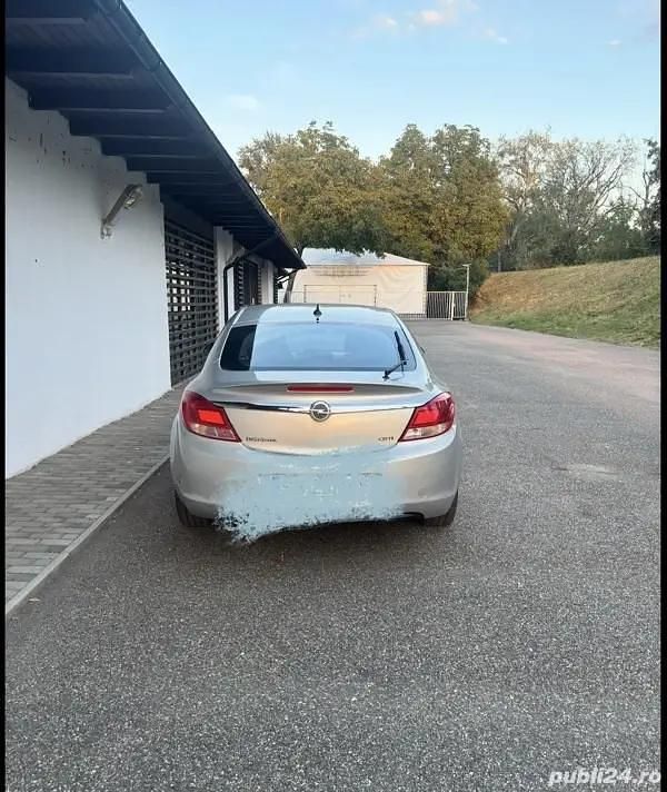 Second-hand Opel Insignia 130 CP (95 kW) 2009 Berlinǎ