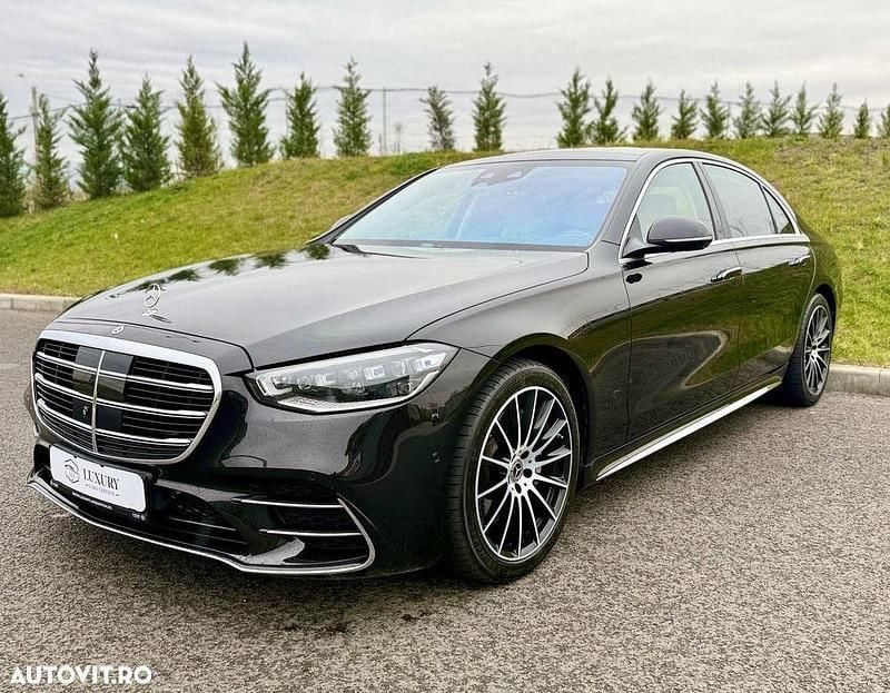 Culoarenegru Utilizat 2023 Mercedes S400 Berlinǎ | 86.878 EUR (Super Preț) - Imagine 1/4