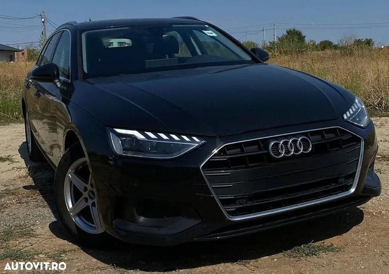 Culoarenegru Utilizat 2021 Audi A4 Advanced Break | 16.250 EUR (Super Preț) - Imagine 1/4