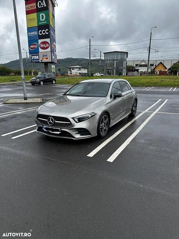 Culoaregri Utilizat 2019 Mercedes A180 Hatchback | 21.900 EUR (Preț OK) - Imagine 1/4