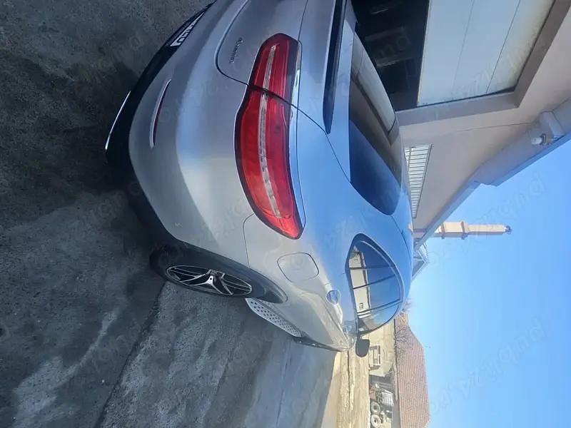 Second-hand Mercedes GLC220 170 CP (125 kW) 2017 Argintiu Coupe