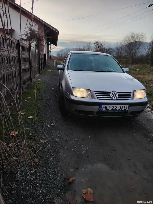 Utilizat 2003 VW Bora Berlinǎ | 1.500 EUR - Imagine 1/4
