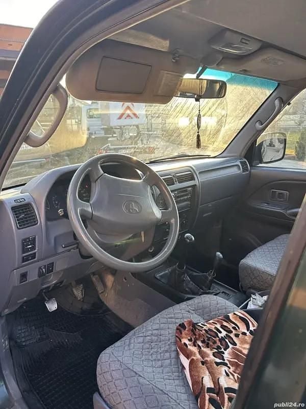 Second-hand Toyota Land Cruiser 164 CP (120 kW) 2001 SUV