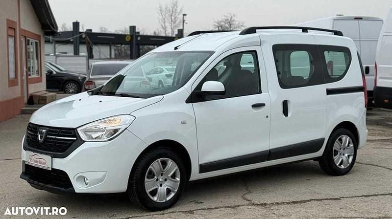 Second-hand Dacia Dokker 75 CP (55 kW) 2020 Culoarealb Monovolum