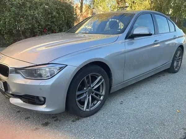 Second-hand BMW 320 184 CP (135 kW) 2012 Berlinǎ