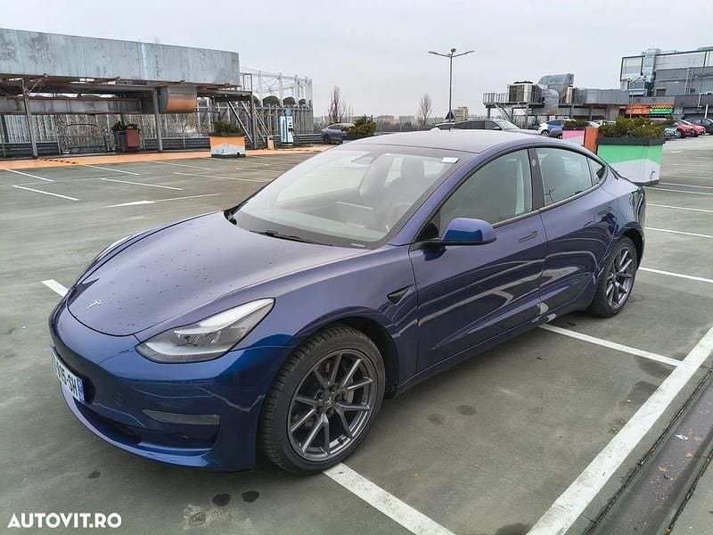Second-hand Tesla Model 3 350 kW (476 CP) 2021 Culoarealbastru Berlinǎ